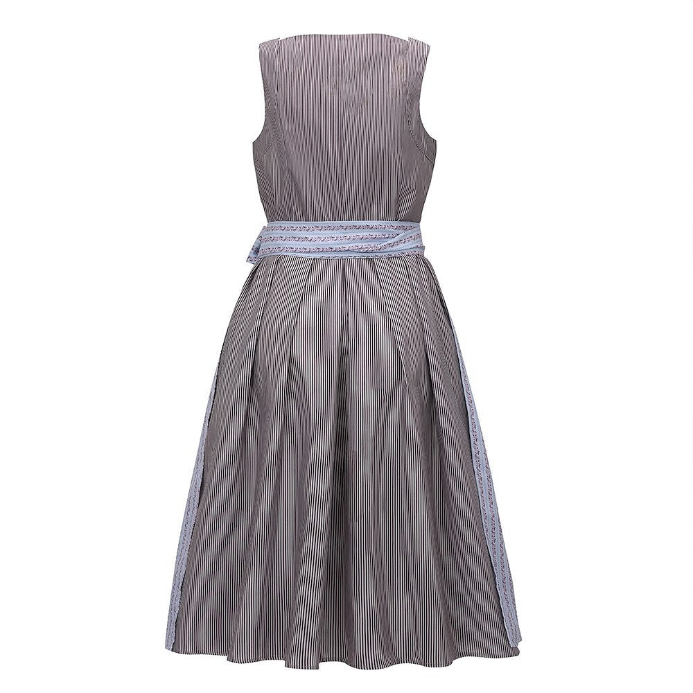 Traditionelles bayerisches Dirndlkleid mit gestreifter Schürze 2