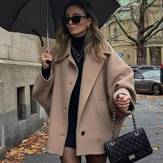 Vivienne | Kuscheliger Oversize-Wintermantel für Damen mit warmen langen Ärmeln 1