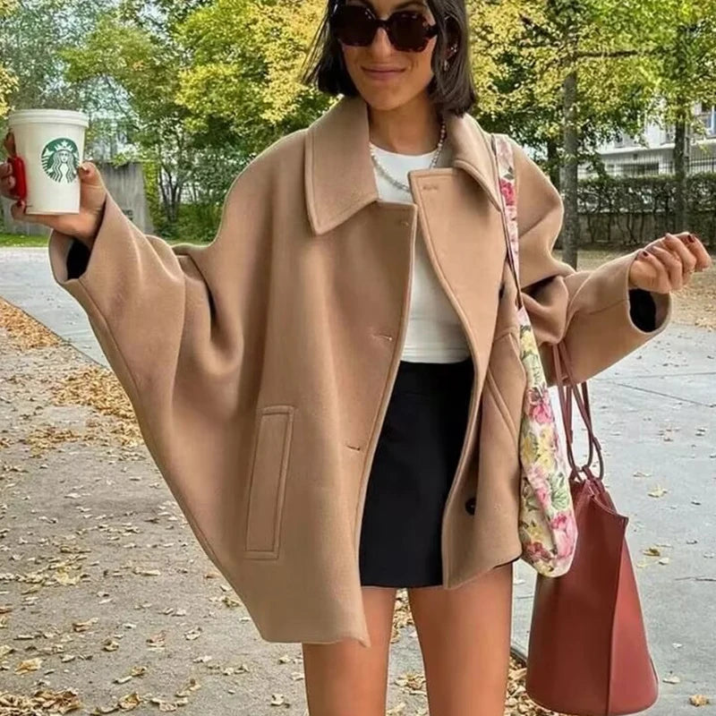 Vivienne | Kuscheliger Oversize-Wintermantel für Damen mit warmen langen Ärmeln 2