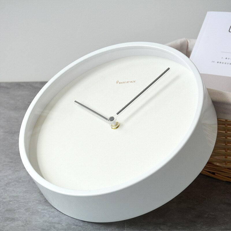 Wanduhr Modern aus Holz im Skandinavischen Design – Minimalistische 30 cm Uhr mit Weißem Zifferblatt und Schwarz für Stilvolles Wohnen 4