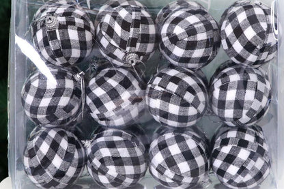 Weihnachtskugeln Set aus 6 oder 24 Stück – Rustikale Christbaumkugeln aus Plaid-Stoff für eine Gemütliche Weihnachtsdekoration 1