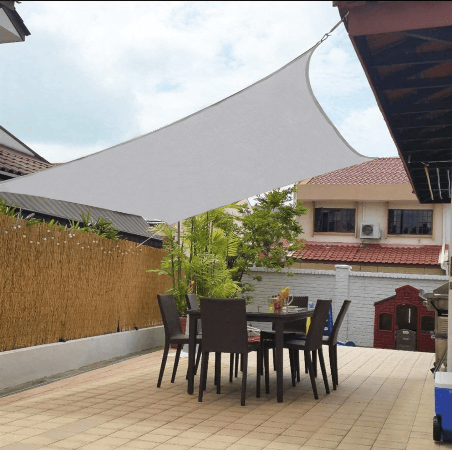 Wetterfester Sonnenschutz aus Polyester für Balkon und Terrasse – Dekoratives Sonnensegel in verschiedenen Größen 12