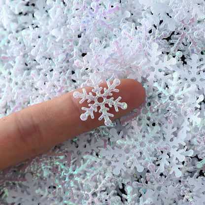 Winterliche Weihnachtsbaum Dekoration – 300 Glitzernde Schneeflocken aus Kunststoff, 2 cm Durchmesser, Ideal für Tisch- und Tortendekoration 1