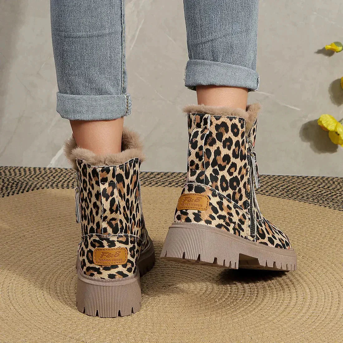 Winterstiefel Damen mit Leopardendruck und Weichem Futter – Trendige Plattform-Sohle für Optimalen Komfort 4
