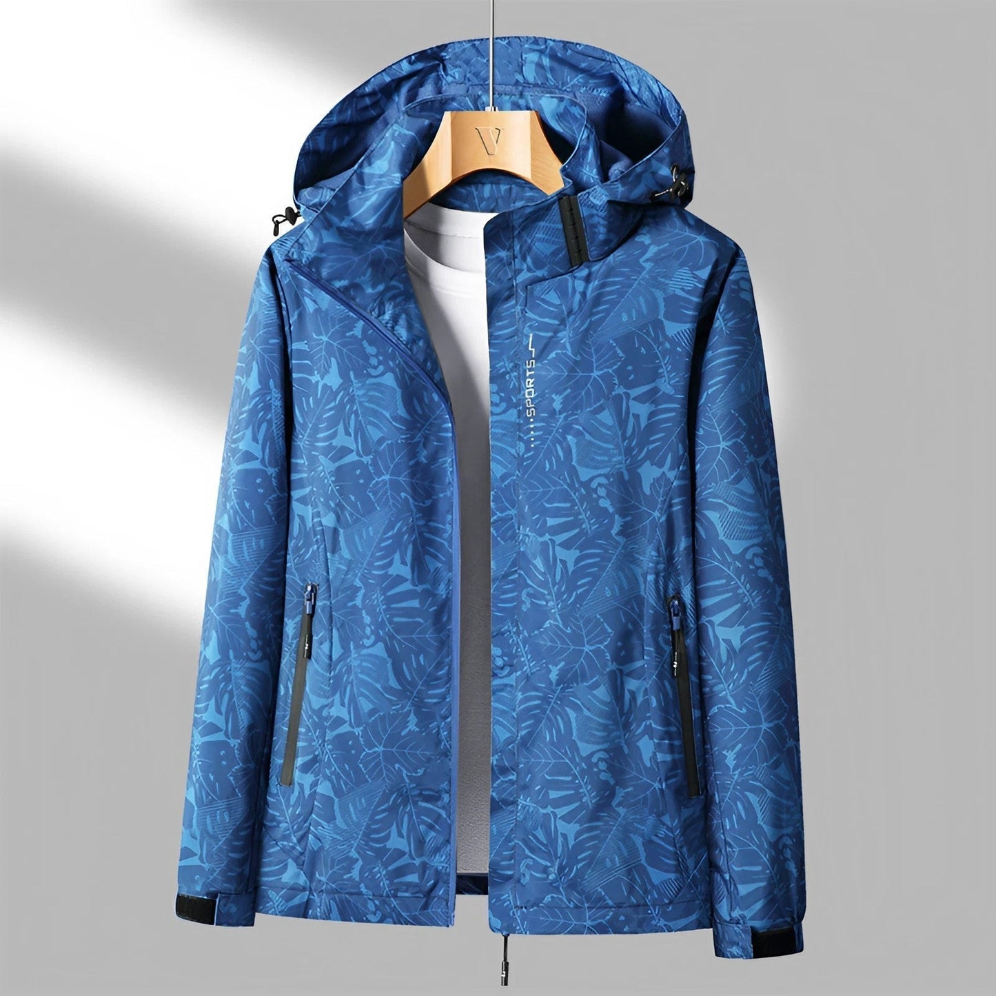 Giacca outdoor leggera da donna – impermeabile con cappuccio regolabile e tasche con cerniera
