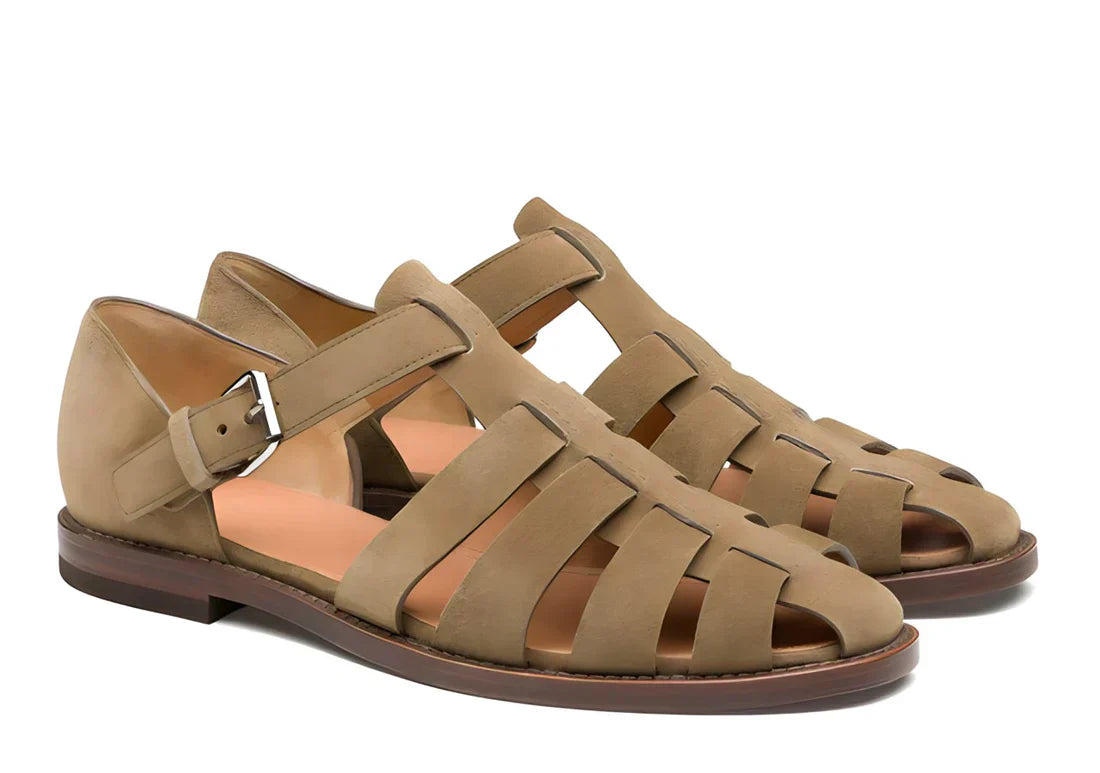 https://cdn.shopify.com/s/files/1/0880/5456/3137/files/Zomer-Sandalen-Mannen-Lederen-Kleding-Schoenen-Outdoor-Zachte-Puntige-Formele-Mannen-Bruiloft-Sandalen-Klassieke-Licht-Slippers.jpg_640x640_2_.remini-enhanced.webp?v=1743779994