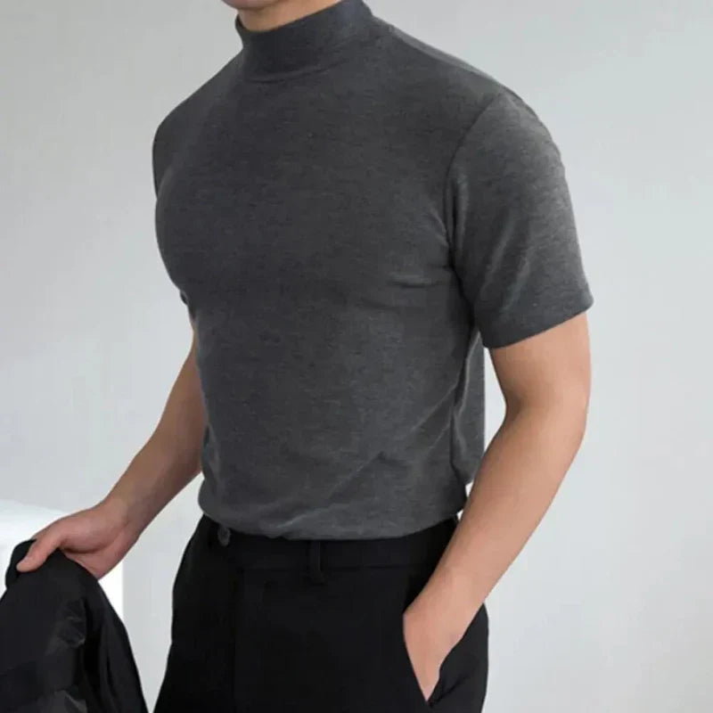 Basic men's T-shirt with high collar | Simple, comfortable & versatile