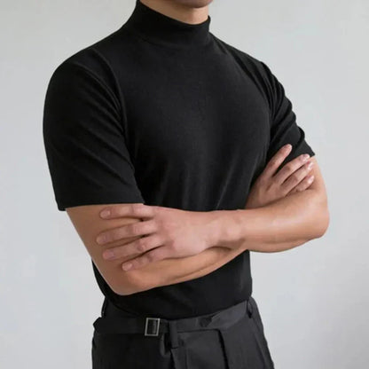 Basic men's T-shirt with high collar | Simple, comfortable & versatile
