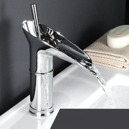 Wellen – Nostalgia Waterfall Washbasin Faucet