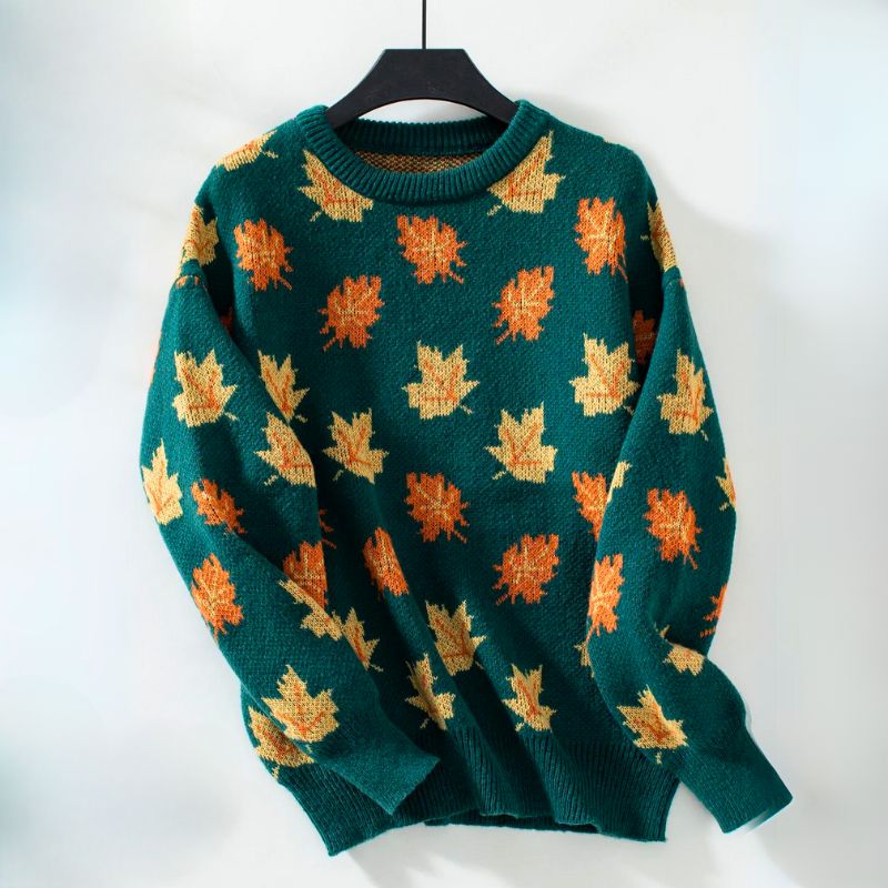 Comfortable pullover with maple leaf details for a stylish autumn