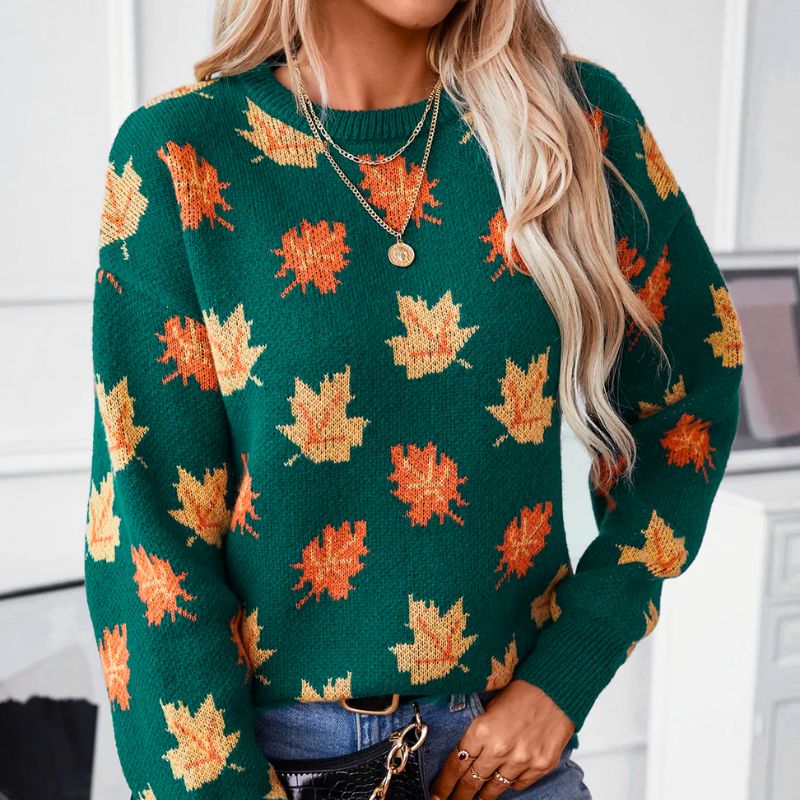 Comfortable pullover with maple leaf details for a stylish autumn