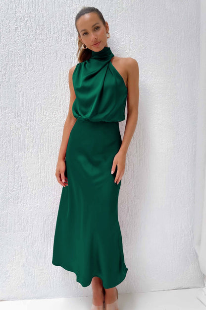 Carlina – Long satin dress with halter neckline – Elegant, flowing & ideal for special occasions