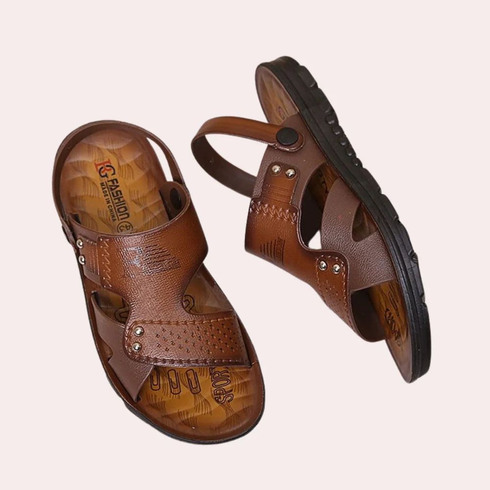 https://cdn.shopify.com/s/files/1/0748/5590/7594/files/comfortabele-stijlvolle-casual-sandalen-zomer-donkerbruin.jpg?v=1738868852