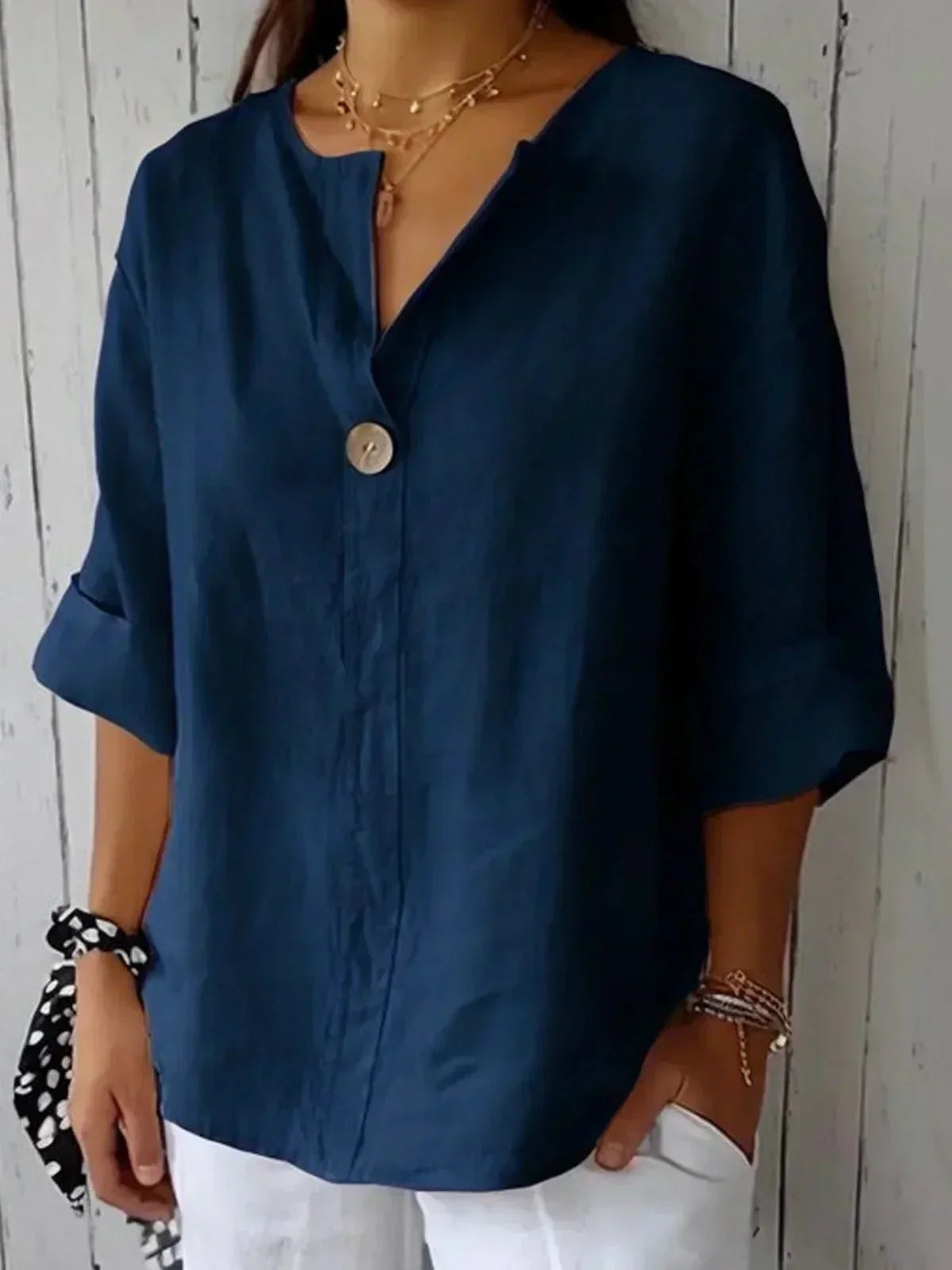 Damen Lindala Top | Casual V-neck shirt for every occasion