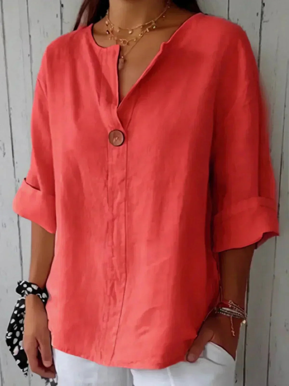 Damen Lindala Top | Casual V-neck shirt for every occasion