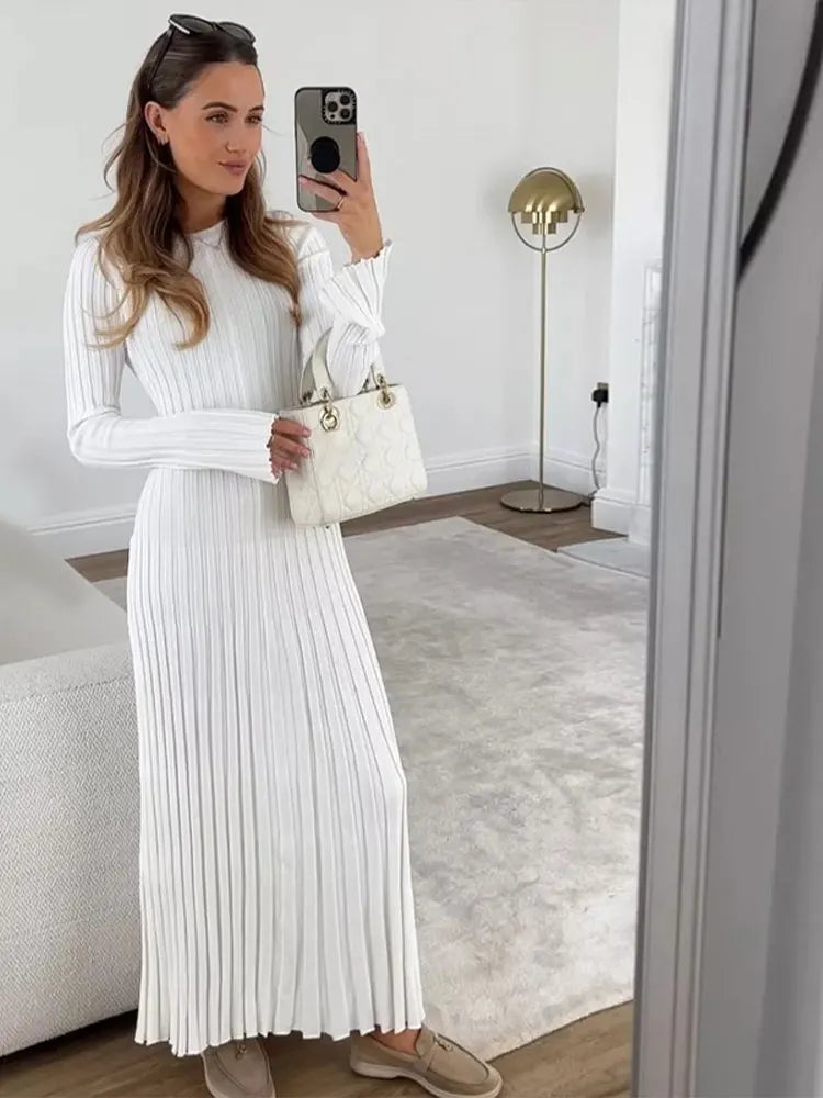 Eleanor – Feminines women's dress – Elegant, airy & perfect for special occasions
