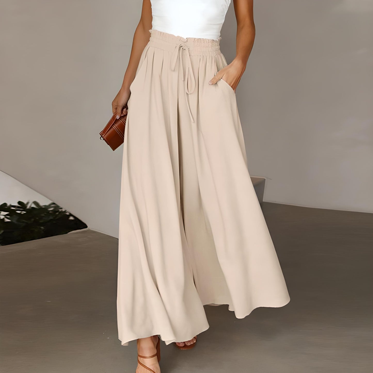 Elegant & comfortable casual pants for women – stylish, comfortable & versatile