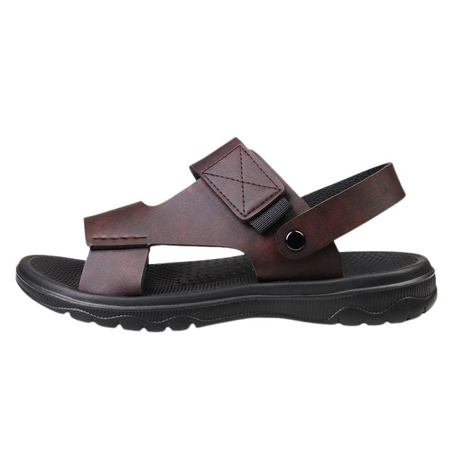 https://cdn.shopify.com/s/files/1/0748/5590/7594/files/elegante-zomersandalen-mannen-bruin.jpg?v=1741678701