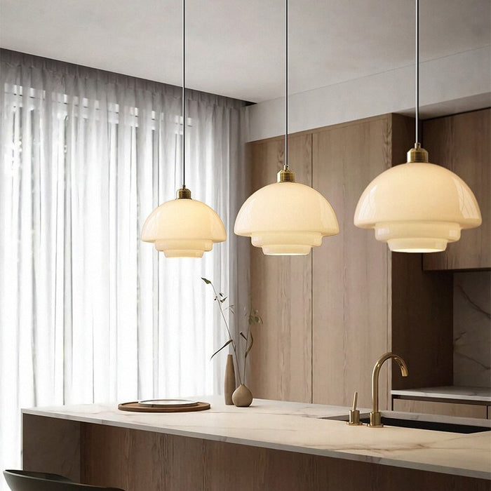 ZartGlanz Pendant – Ivory-Colored Glass Lamp