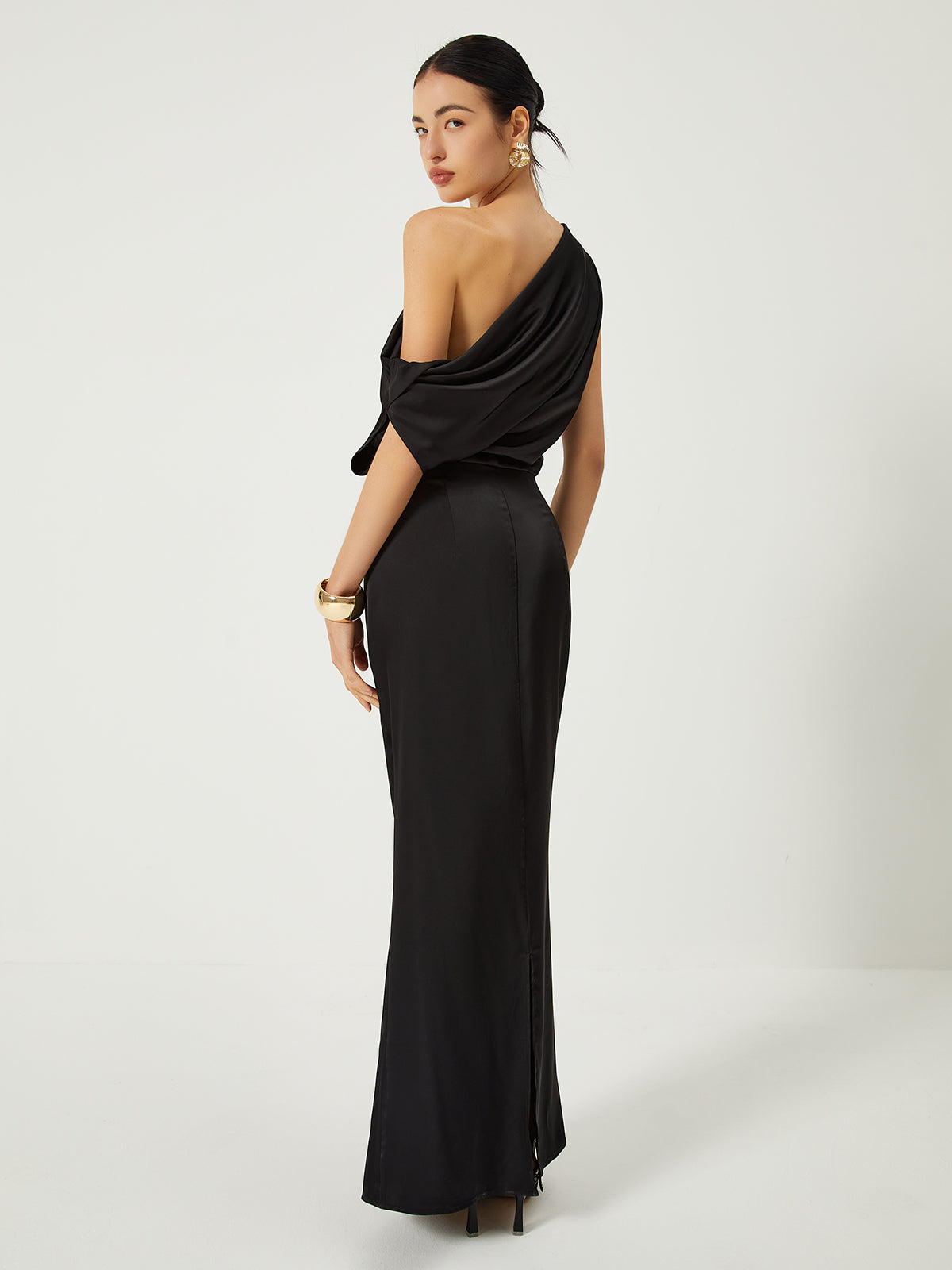 Jasmina – Feminine women's dress – airy, elegant & perfect for any occasion