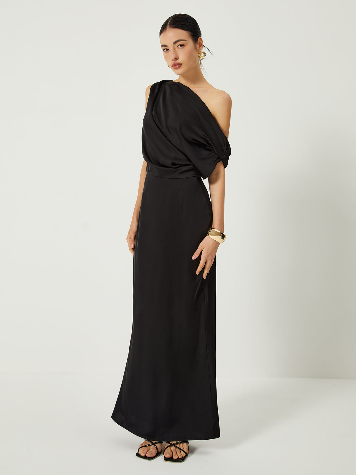 Jasmina – Feminine women's dress – airy, elegant & perfect for any occasion