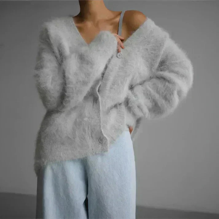 Cashmere-like sweater for luxury and comfort
