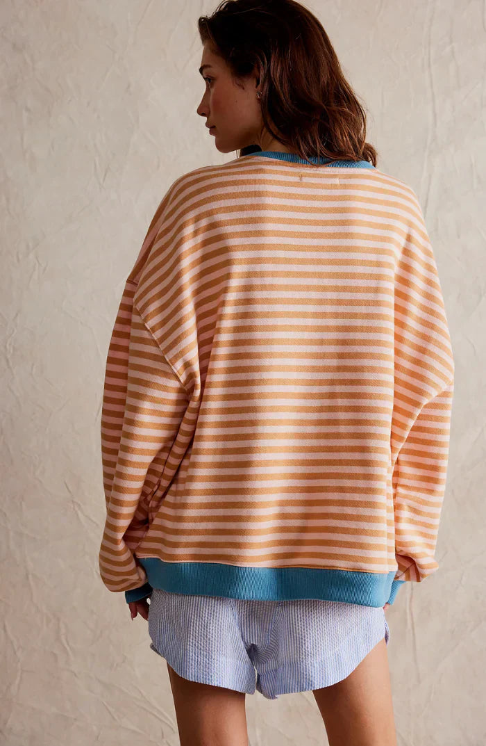 Comfortable oversized pullover for every occasion