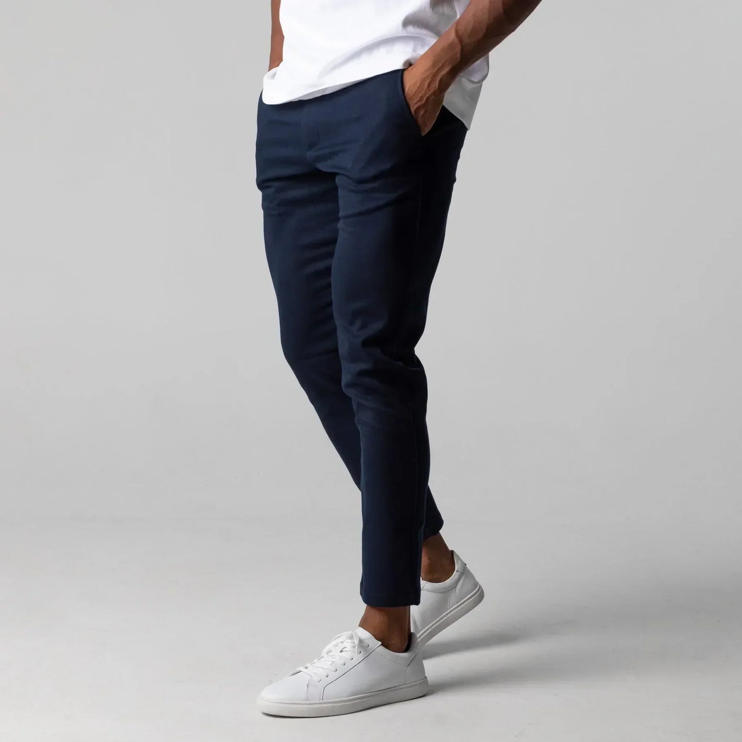 Luca | Comfortable and elegant men's chino pants | Flexible, stylish & versatile