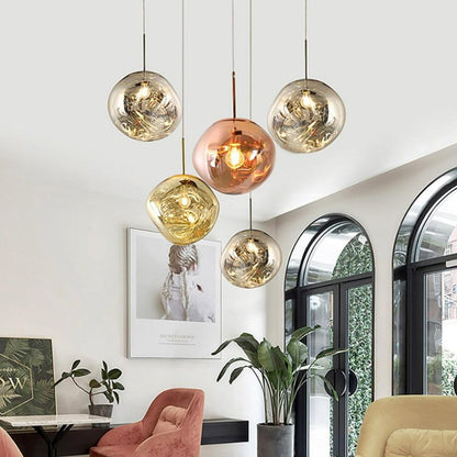 GentleGlow – Clear pendant light for a calming atmosphere
