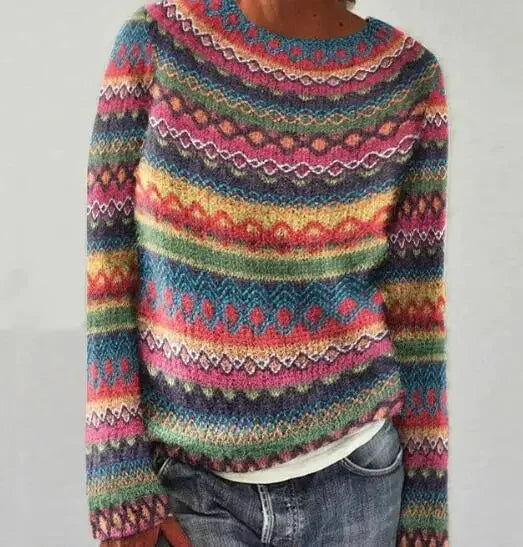 Retro-inspired sweater for timeless elegance