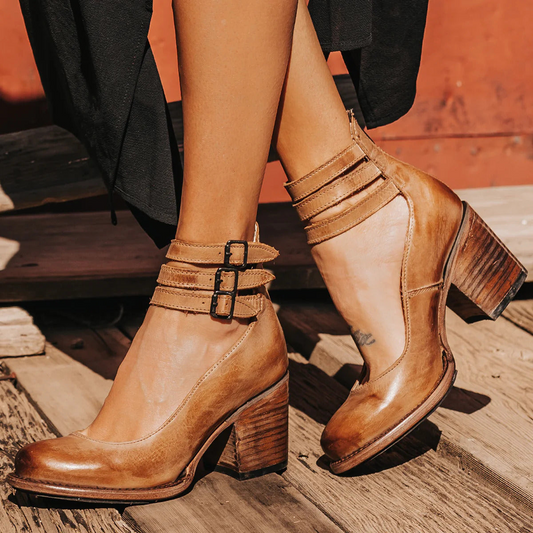 Sofia – Elegant women's boots – Modern, comfortable & versatile to combine