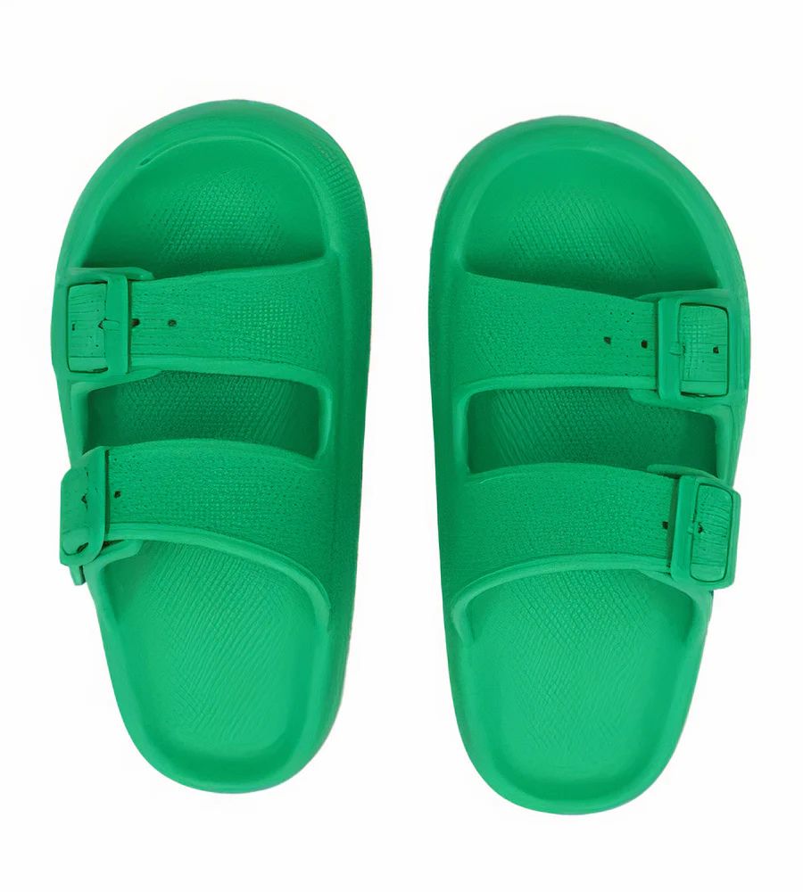 https://cdn.shopify.com/s/files/1/0748/5590/7594/files/waterdichte-wolkachtige-herenslippers-groen.jpg?v=1742451910