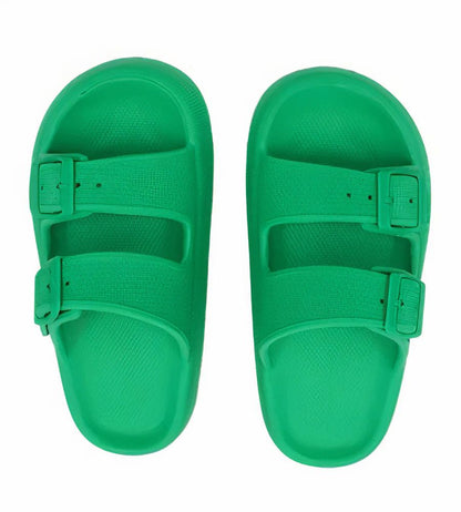 https://cdn.shopify.com/s/files/1/0748/5590/7594/files/waterdichte-wolkachtige-herenslippers-groen.jpg?v=1742451910